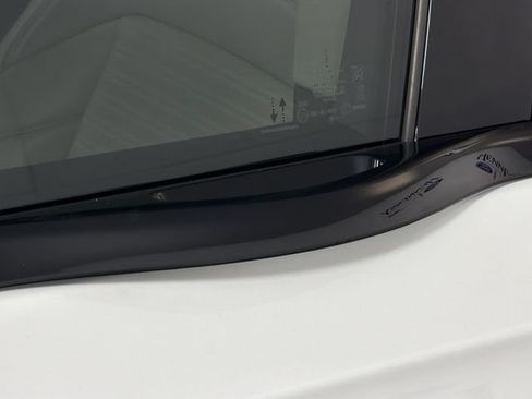 Used 2026 Lincoln Nautilus Reserve w/ Jet Appearance Package AWD/4WD image 36