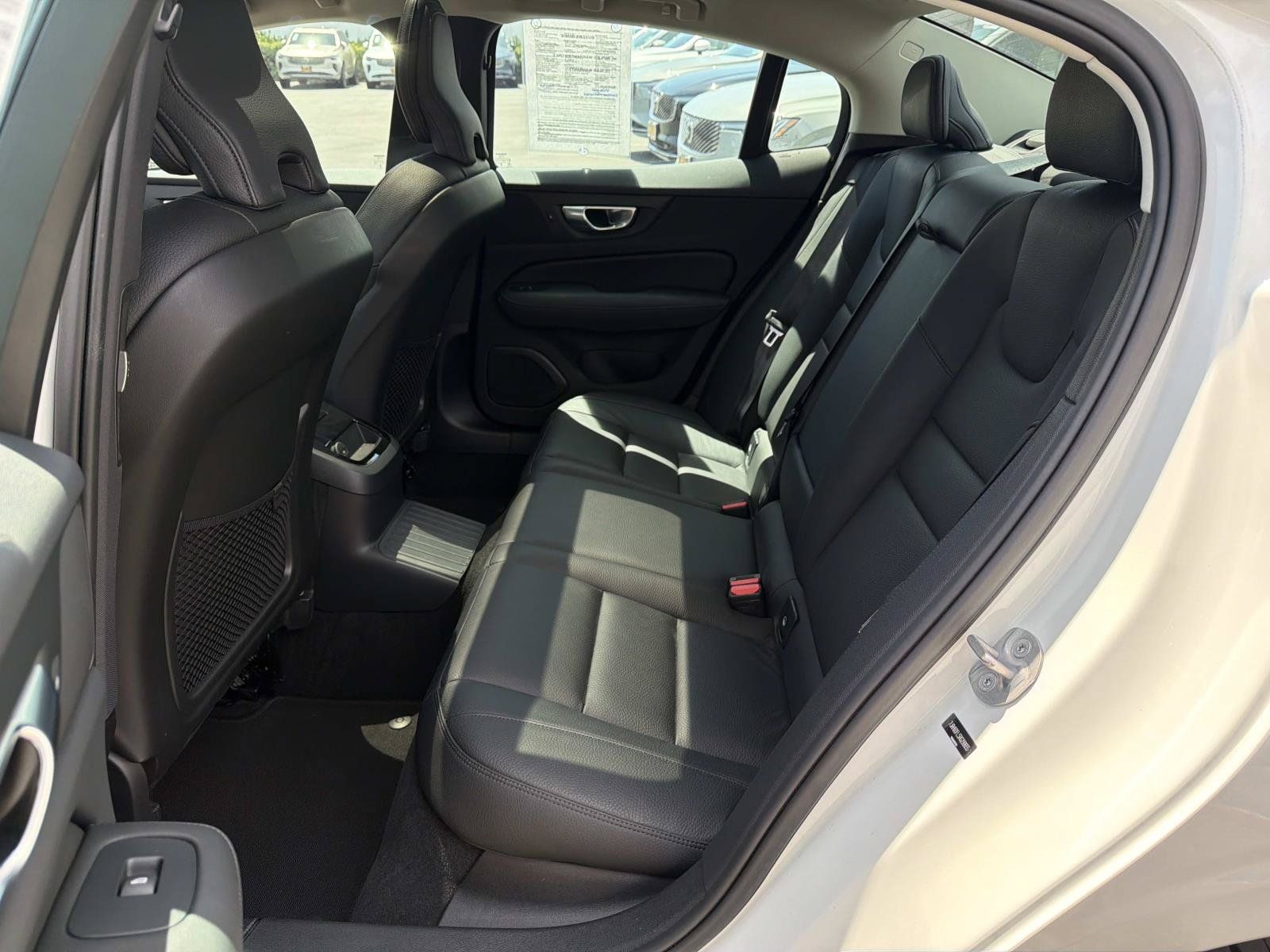 Certified 2024 Volvo S60 T8 Plus AWD/4WD image 21