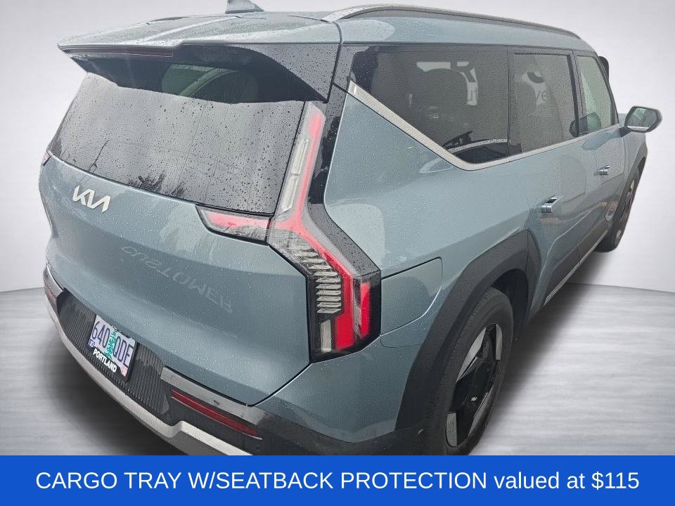 Certified 2024 Kia EV9 Wind AWD/4WD image 4