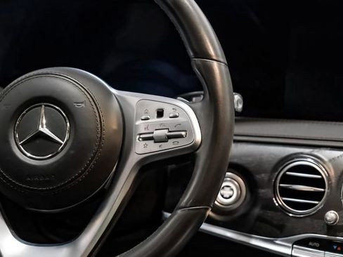 Used 2018 Mercedes-Benz S 560 4MATIC Sedan image 29