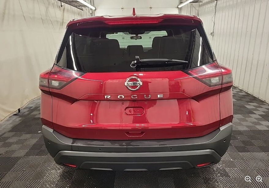 Used 2021 Nissan Rogue S FWD image 4