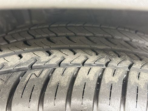 Used 2022 INFINITI QX60 Luxe w/ Vision Package image 38