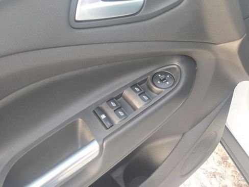 Used 2018 Ford Escape SE w/ Ford Safe & Smart Package image 12