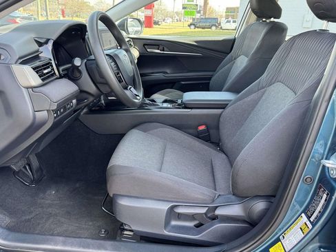 Certified 2025 Toyota Camry LE image 20