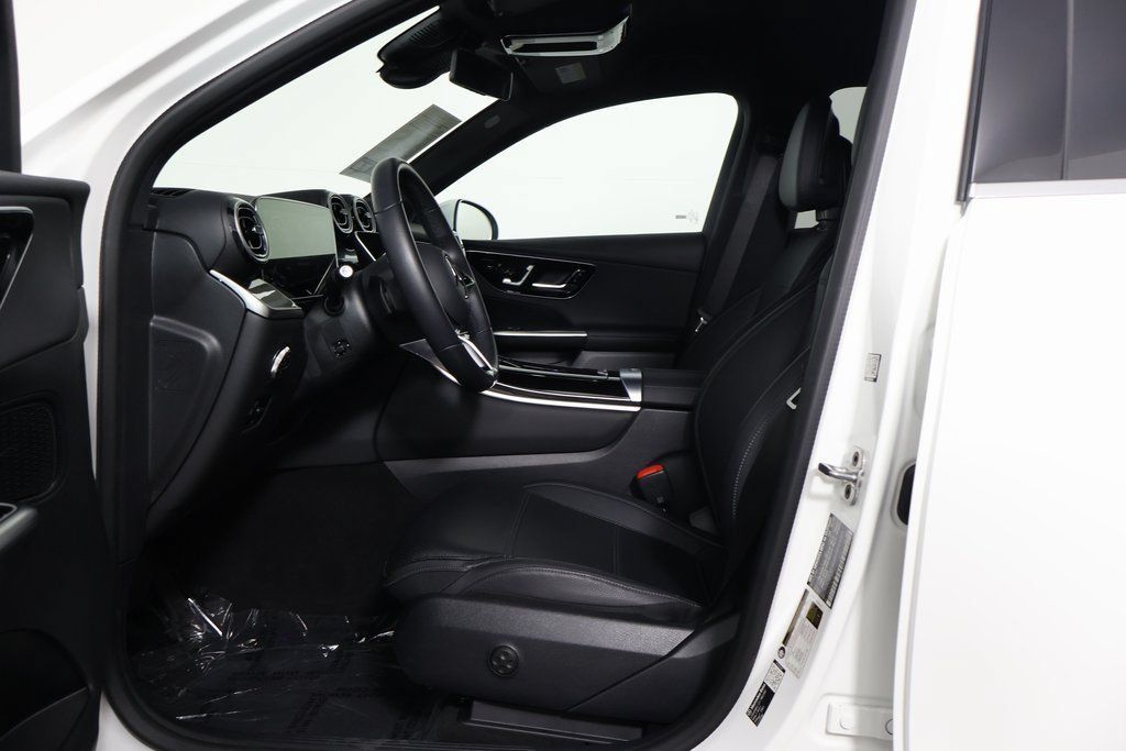 Certified 2026 Mercedes-Benz GLC 300 image 10