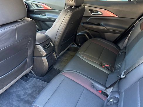 Used 2024 Chevrolet Equinox EV RS FWD image 15