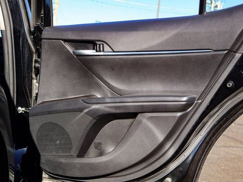 Used 2024 Toyota Camry SE image 38