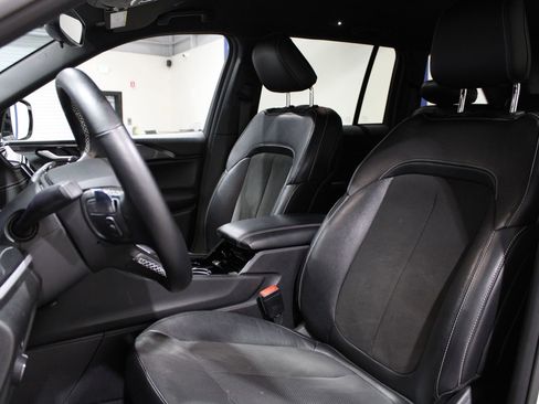 Used 2022 Jeep Grand Cherokee Altitude image 16