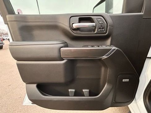 Used 2023 GMC Sierra 3500 AT4 w/ AT4 Preferred Package image 31