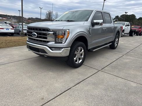 Used 2022 Ford F150 Lariat image 3