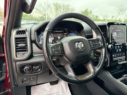 Used 2020 RAM 1500 Limited image 11