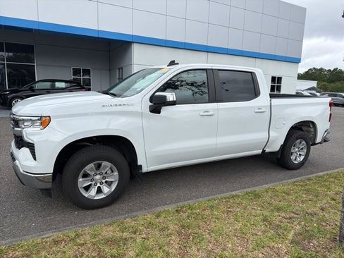 Certified 2025 Chevrolet Silverado 1500 LT RWD image 3