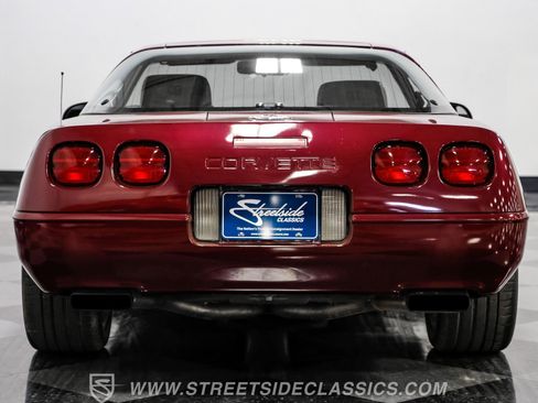 Used 1993 Chevrolet Corvette Coupe image 10