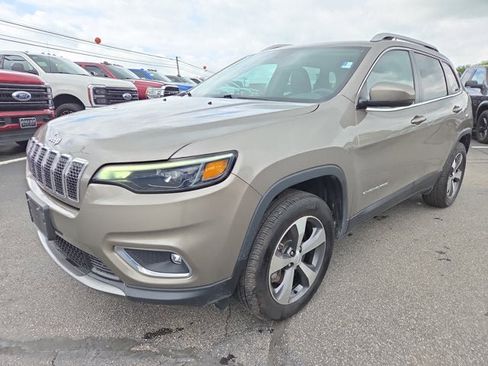 Used 2021 Jeep Cherokee Limited AWD/4WD image 2