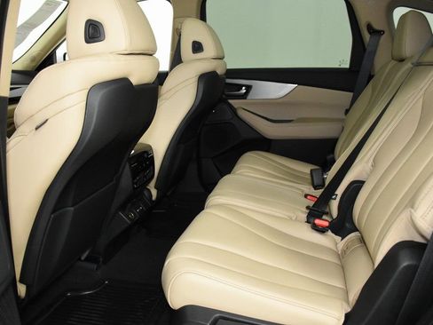 New 2026 Acura MDX SH-AWD image 25