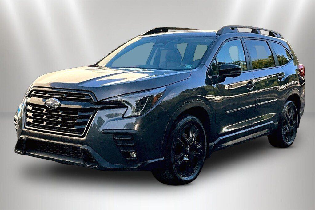 Used 2023 Subaru Ascent Onyx Edition Limited AWD/4WD image 3