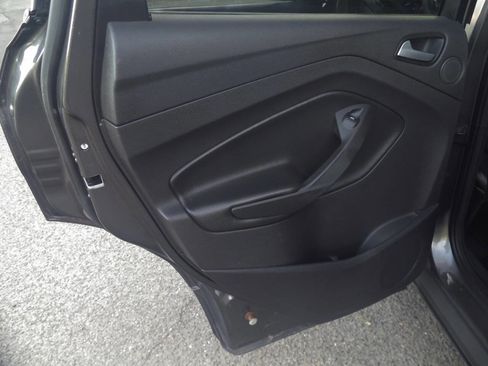 Used 2015 Ford Escape SE w/ Equipment Group 201A image 25