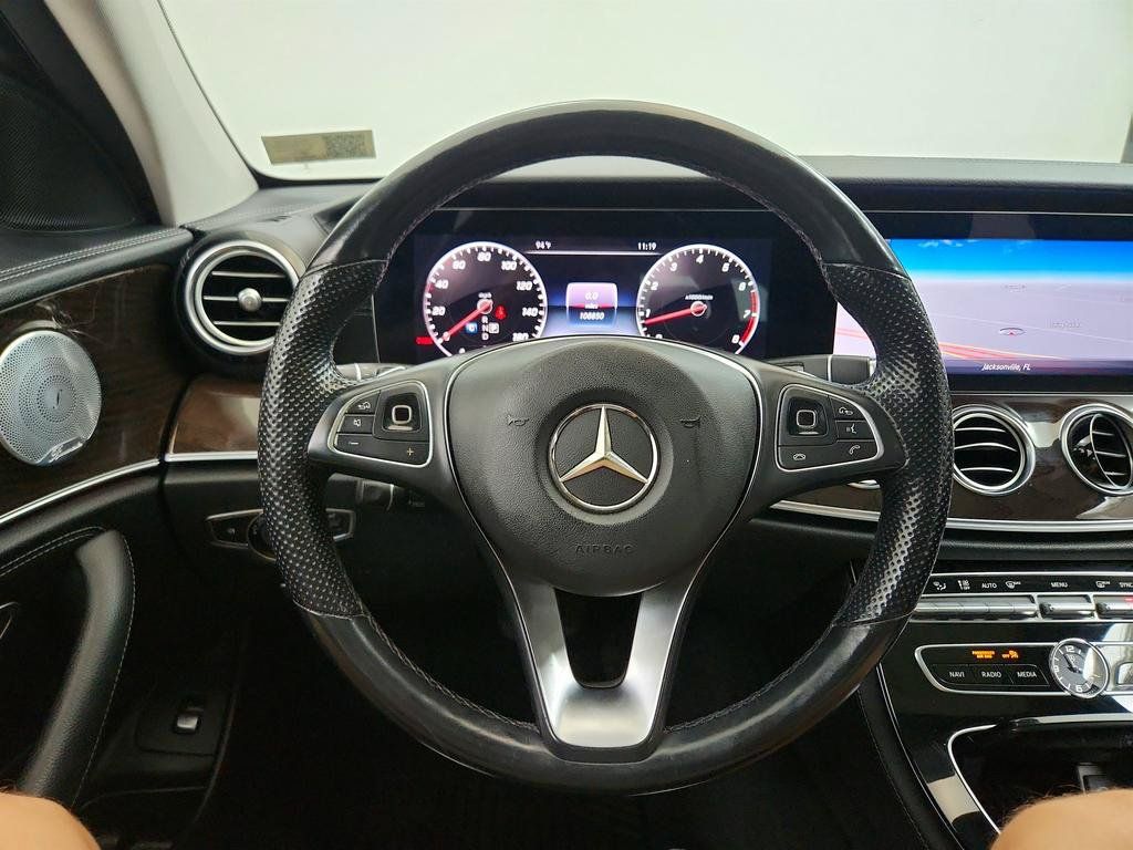 Used 2018 Mercedes-Benz E 400 4MATIC Wagon image 18