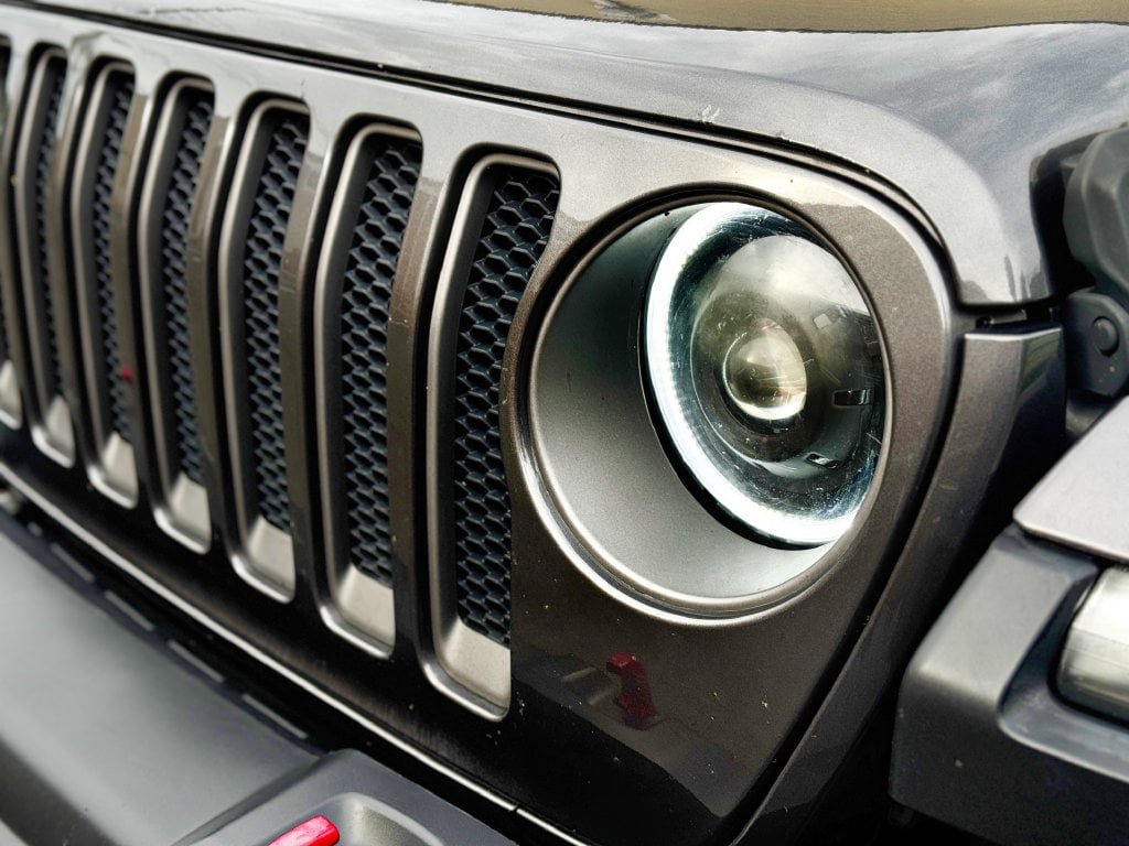 Used 2019 Jeep Wrangler Unlimited Rubicon AWD/4WD image 18