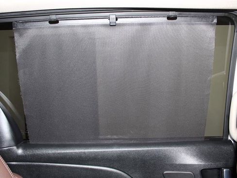 Used 2017 Toyota Sienna Limited Premium image 31