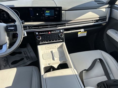 New 2026 Hyundai Santa Fe Calligraphy image 5