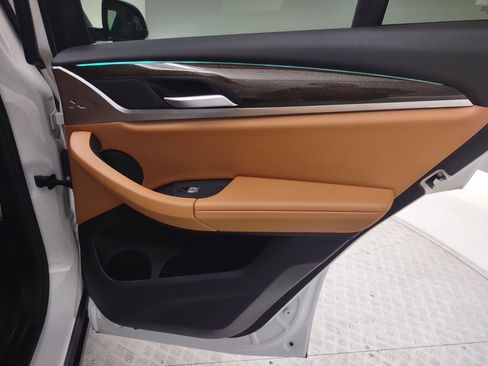 Certified 2023 BMW X4 xDrive30i w/ Convenience Package image 32