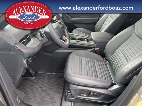 New 2026 Ford Explorer ST-Line w/ ST-Line Street Pack image 10