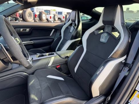 Used 2020 Ford Mustang Shelby GT500 w/ Technology Package RWD image 10