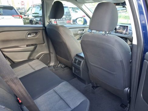 Used 2026 Nissan Rogue SV FWD image 28