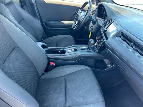 Used 2020 Honda HR-V Sport image 18
