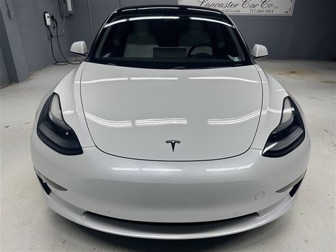 Used 2021 Tesla Model 3 Standard Range Plus image 10