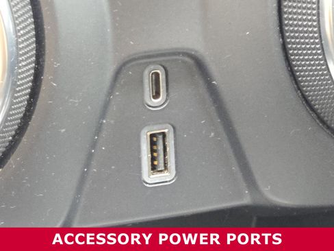 Used 2020 Chevrolet Blazer LT image 23