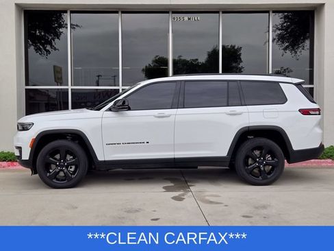 Used 2023 Jeep Grand Cherokee L Laredo RWD image 4
