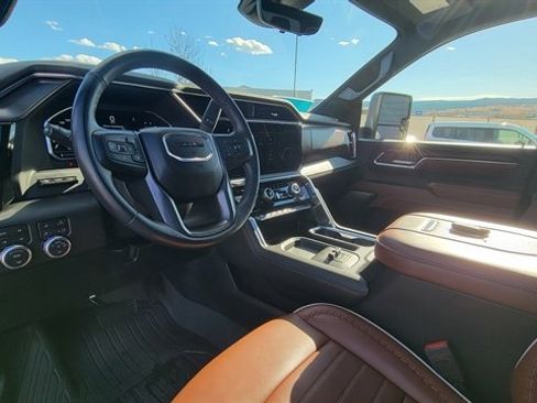 Used 2024 GMC Sierra 3500 Denali Ultimate image 34