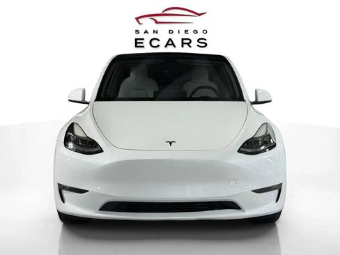 Used 2022 Tesla Model Y Performance image 2