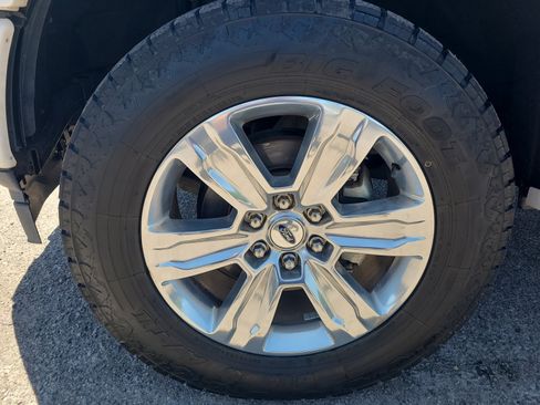 Used 2019 Ford F150 Platinum w/ Equipment Group 701A Luxury AWD/4WD image 11