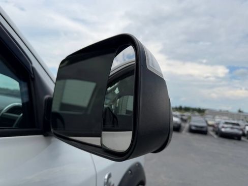 Used 2019 RAM 2500 Big Horn AWD/4WD image 9