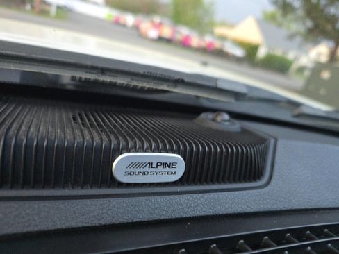 Used 2015 RAM 1500 Sport w/ Sport Premium Group image 36