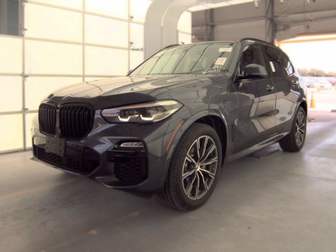 Used 2020 BMW X5 xDrive40i w/ M Sport Package AWD/4WD image 2