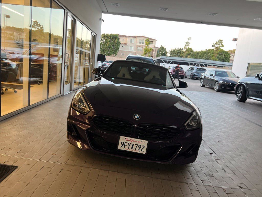 Used 2023 BMW Z4 sDrive30i w/ Premium Package RWD image 2