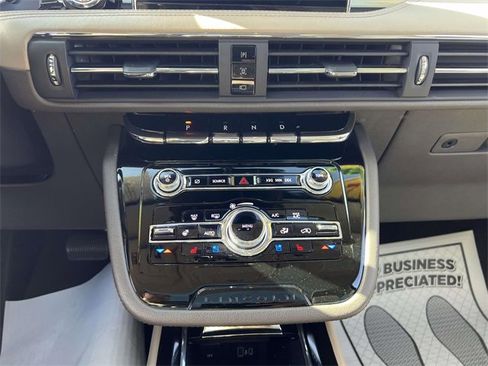 Certified 2022 Lincoln Corsair AWD w/ Premium Package image 23