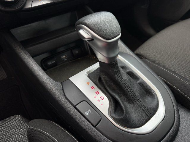 Used 2024 Kia Forte LXS w/ LXS Technology Package FWD image 19