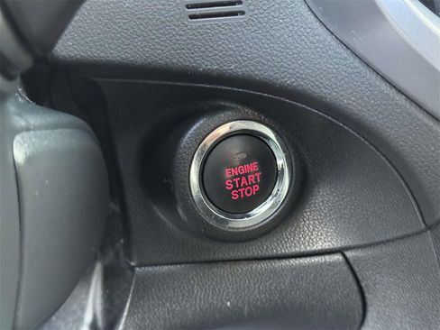 Used 2022 Subaru Ascent Touring image 25