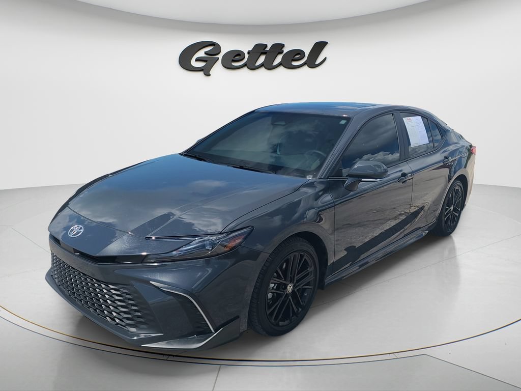 Used 2025 Toyota Camry SE w/ Multimedia Upgrade Package FWD image 1