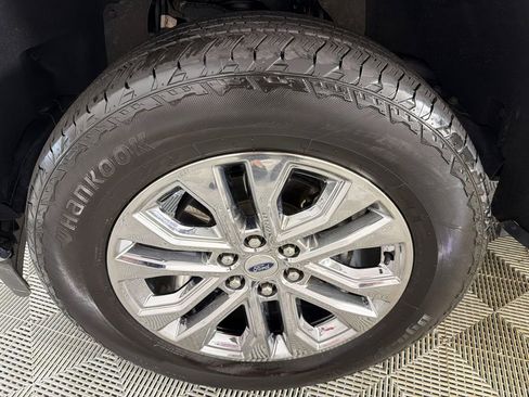 Used 2024 Ford F150 Lariat image 13