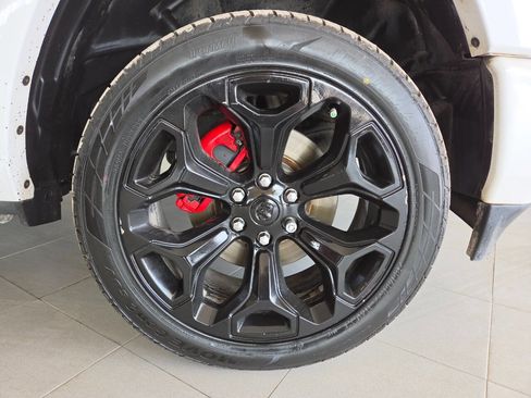 Used 2019 RAM 1500 Limited RWD image 9