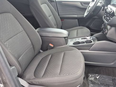 Used 2025 Ford Escape Active AWD/4WD image 22