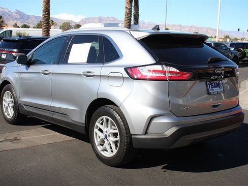 Certified 2022 Ford Edge SEL w/ Convenience Package image 5