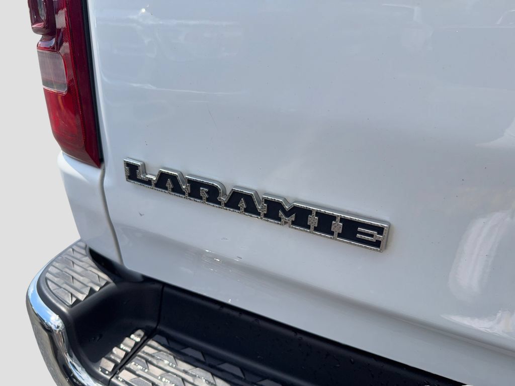 Used 2023 RAM 1500 Laramie AWD/4WD image 12