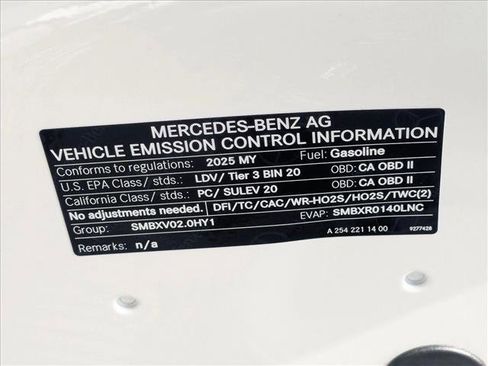 New 2025 Mercedes-Benz C 300 4MATIC Sedan image 17